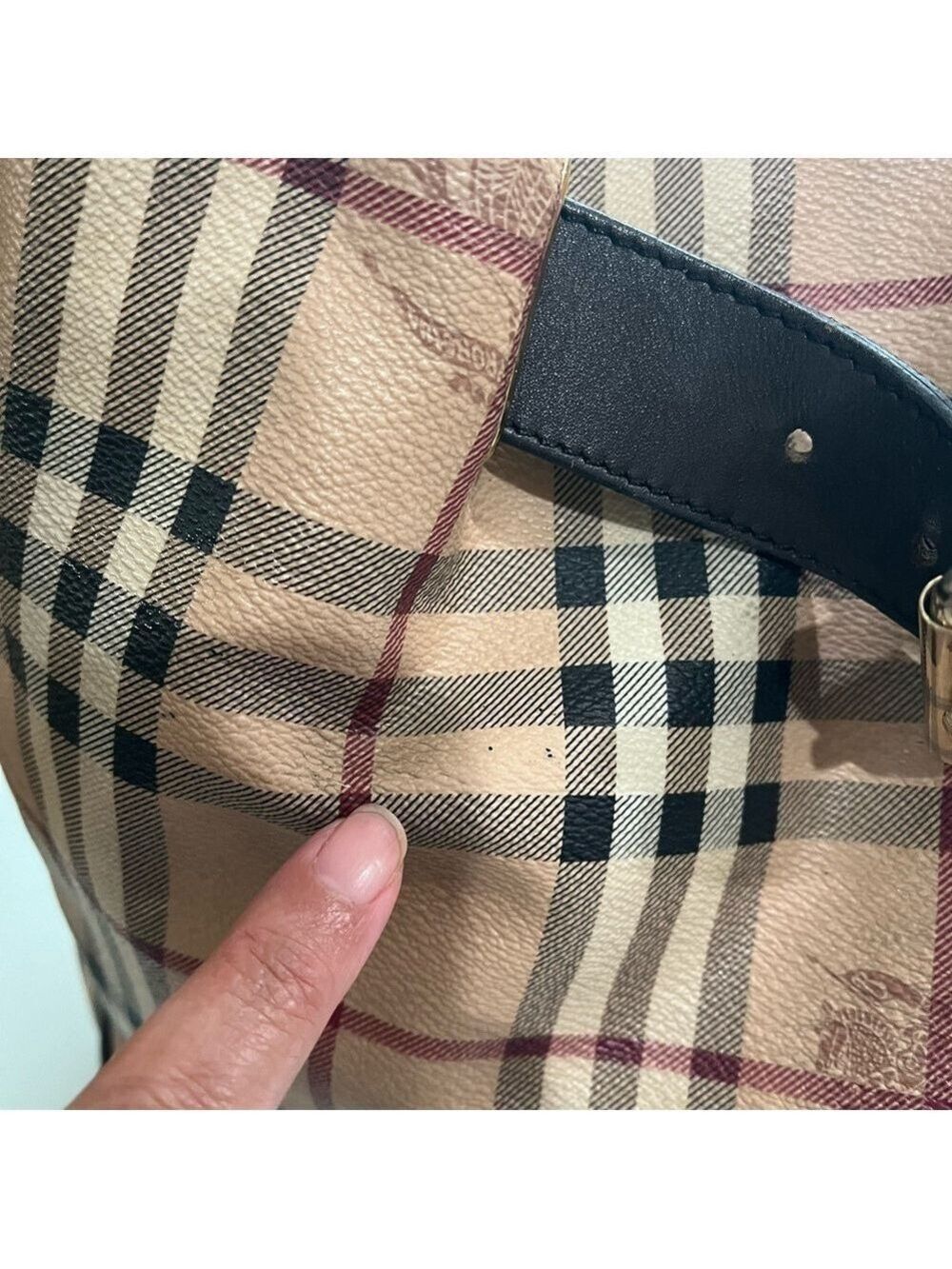 BURBERRY HAYMARKET CHECK HOBO - Picture 5 of 16